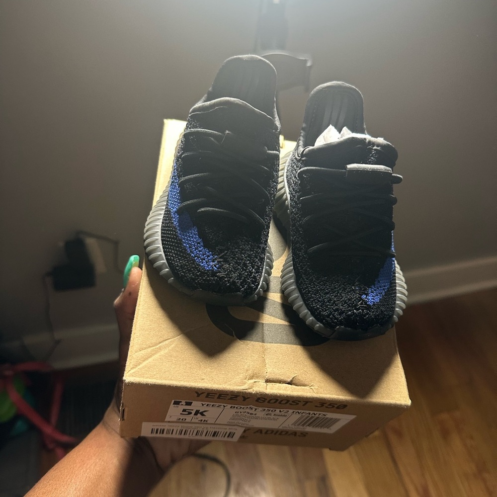 Black, Blue Yeezy Size Infant 5k